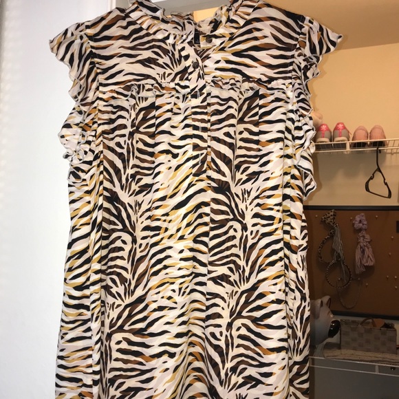 Top - Picture 1 of 2